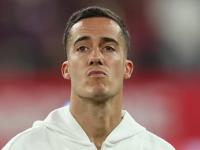 乐鱼体育全站-恩菲尔德战术调整显效，力争世俱杯更好名次(新fifa世俱杯32支球队)