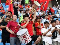 乐鱼体育 官方平台-河床球迷现场助威，球队士气高涨的简单介绍