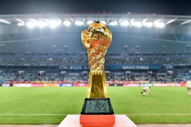 3-2！足协杯上海海港卫冕失败，没有中锋上海申花学阿森纳